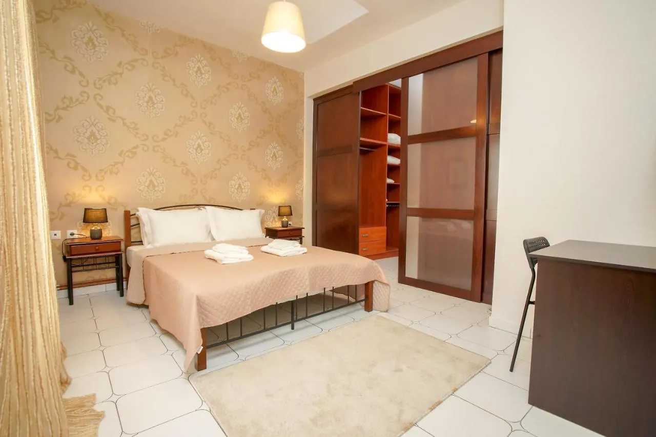 Irini'S Sea View Apartment 145M2 نيا ميشانيونا 0*,
