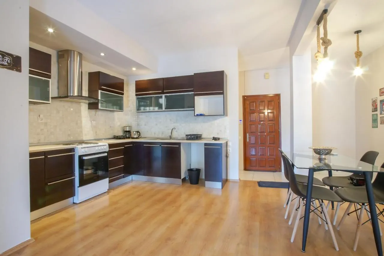 Irini'S Sea View Apartment 145M2 نيا ميشانيونا