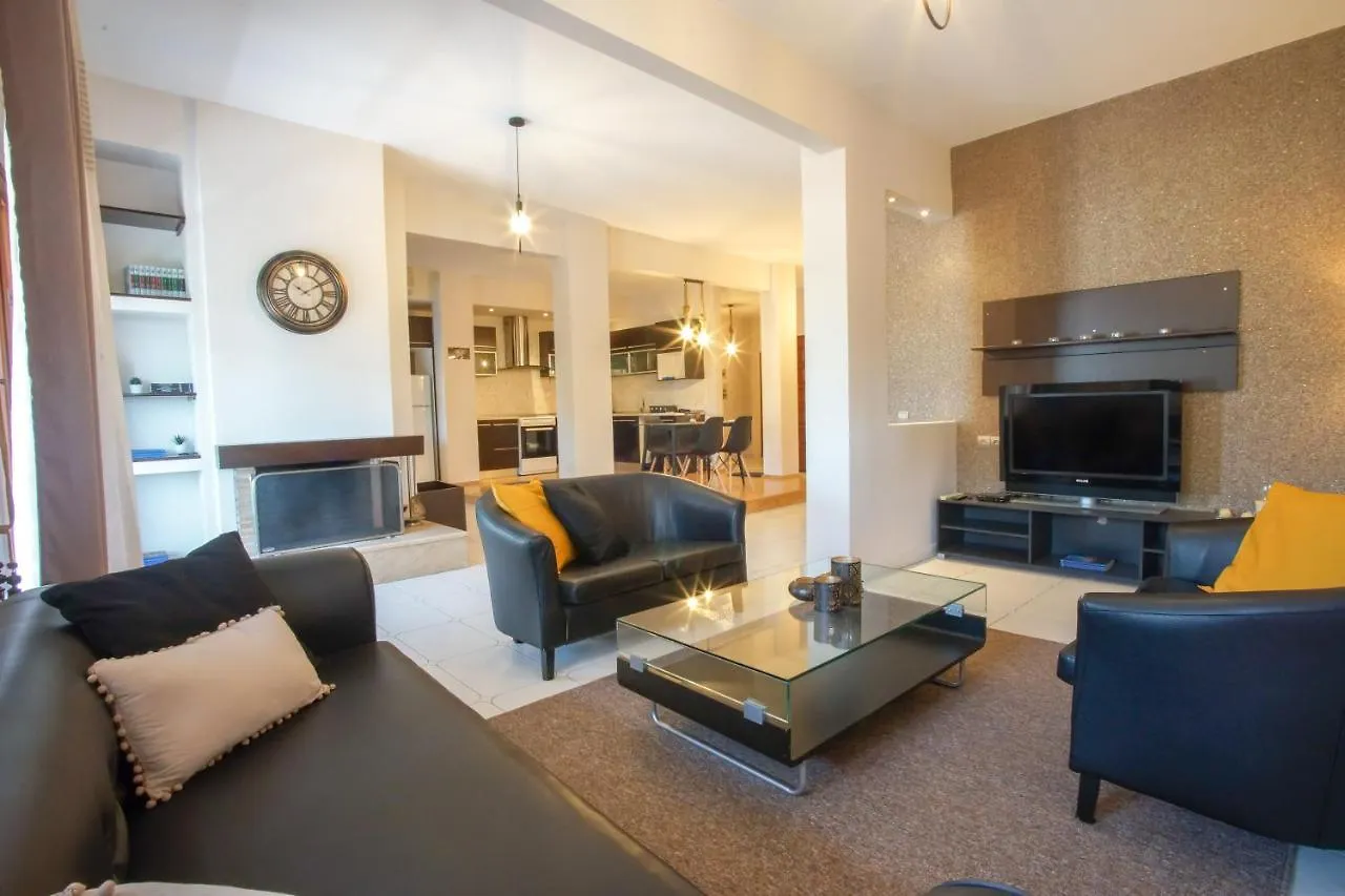 Irini'S Sea View Apartment 145M2 نيا ميشانيونا اليونان